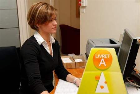 2013-11-21T153118Z_1_APAE9AK174800_RTROPTP_3_OFRBS-FRANCE-LIVRET-A-COLLECTE-20131121_original