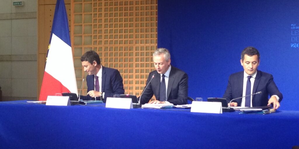 bruno maire ministre economie finances centre entoure gerald darmanin ministre t