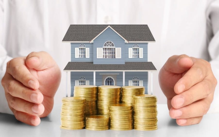 une maison avec des pièces